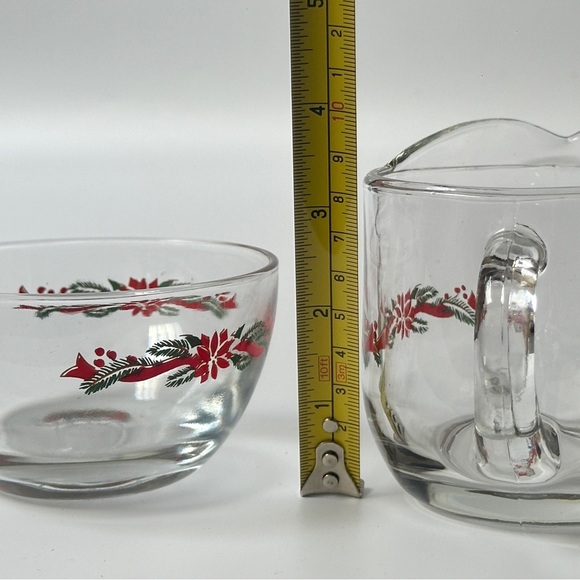 Anchor Hocking Poinsettia & Ribbons Sugar and Creamer Set of 2 - Picture 8 of 8
